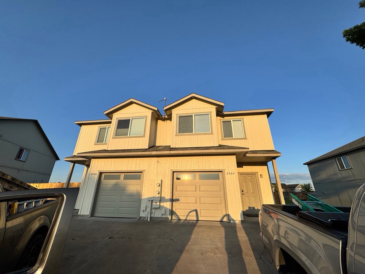 Two-story townhome exterior repaint, Bend Oregon